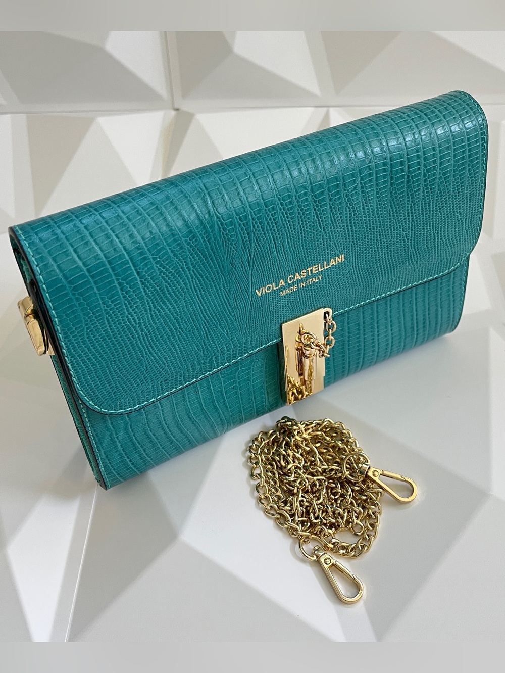 Viola Castellani Genuine Italian
Leather Teal Crossbody Chain Limited Edition